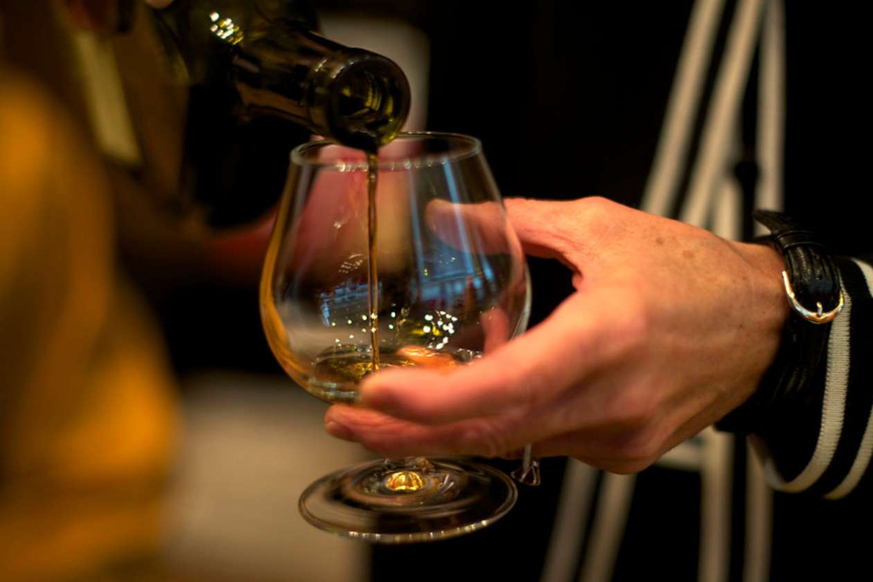 wine tasting paris