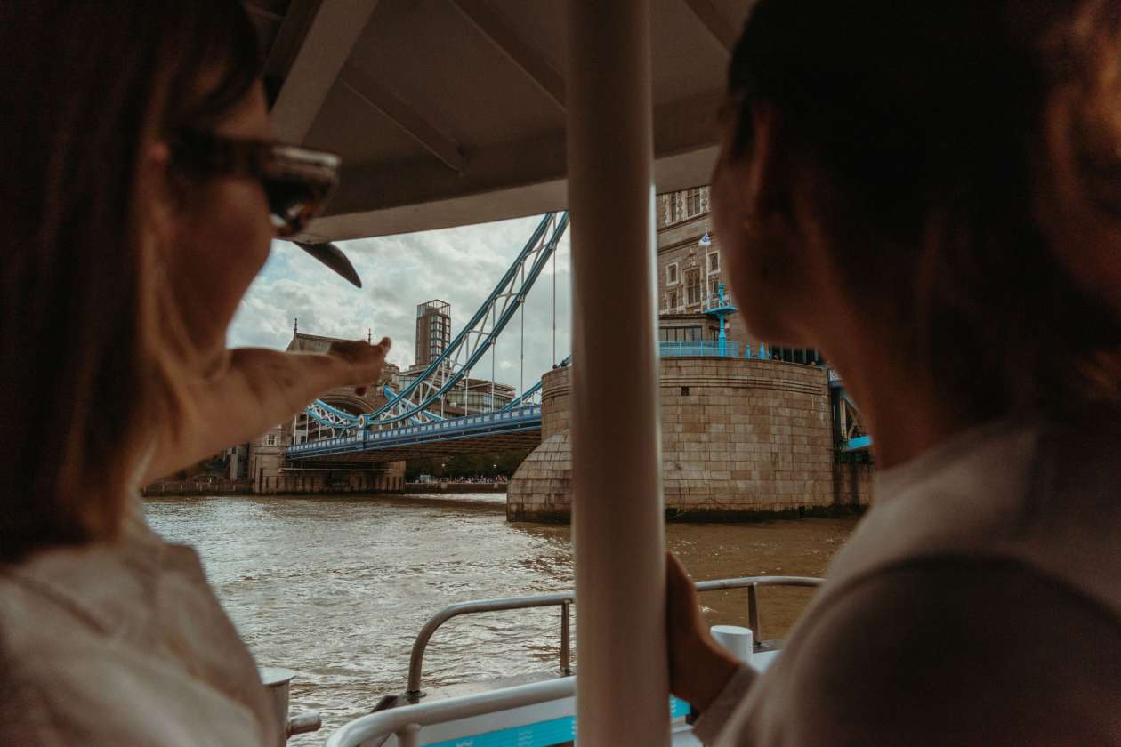 thames boat tours