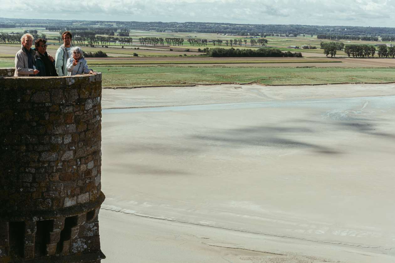 mont saint michel tour from paris