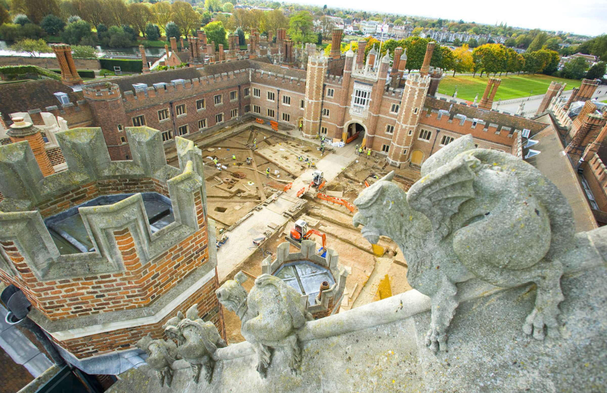 Hampton Court Tour Royal Palace with a Historian Context Travel