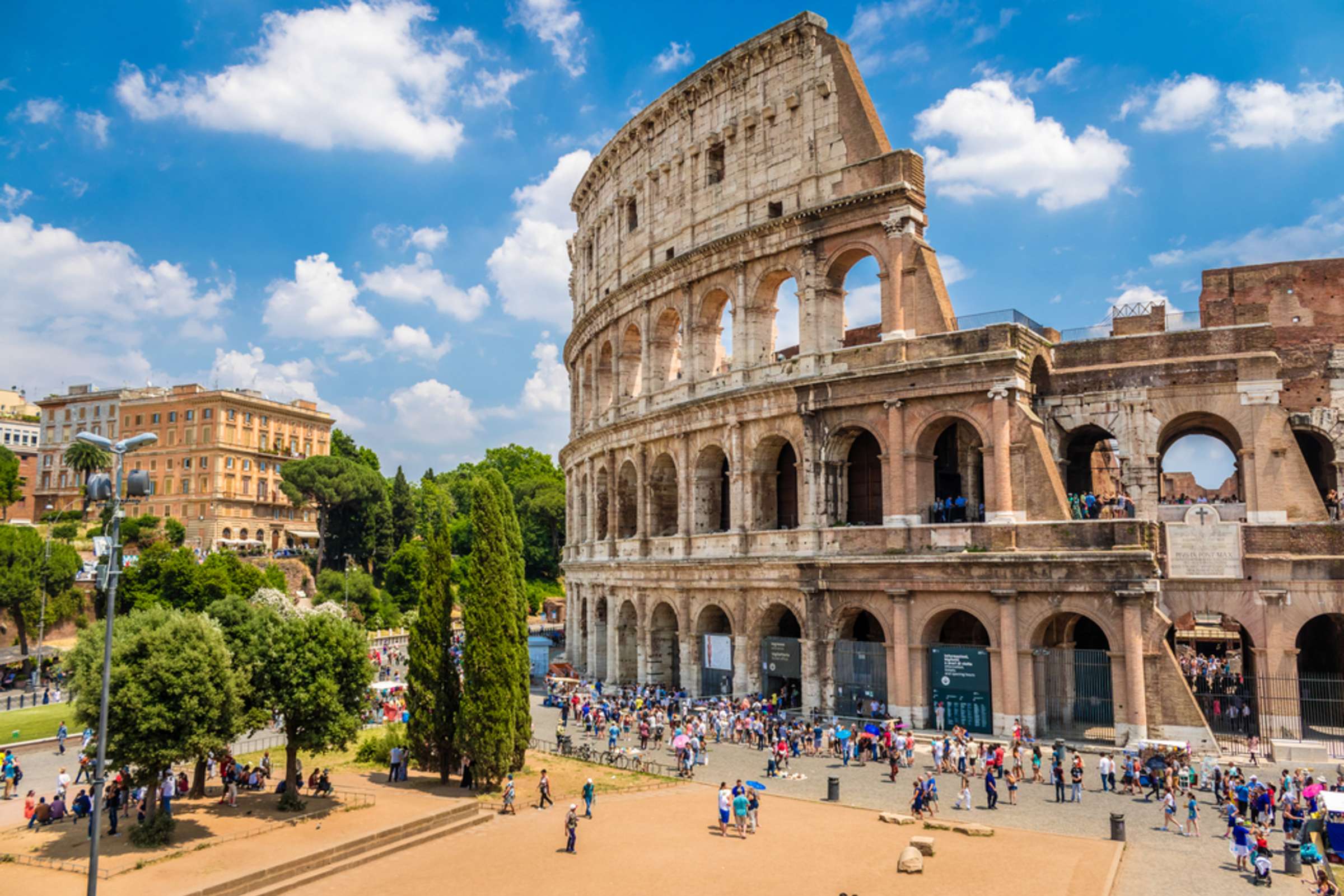 Rome Full-Day Archaeology Tour: The Colosseum and Context Travel