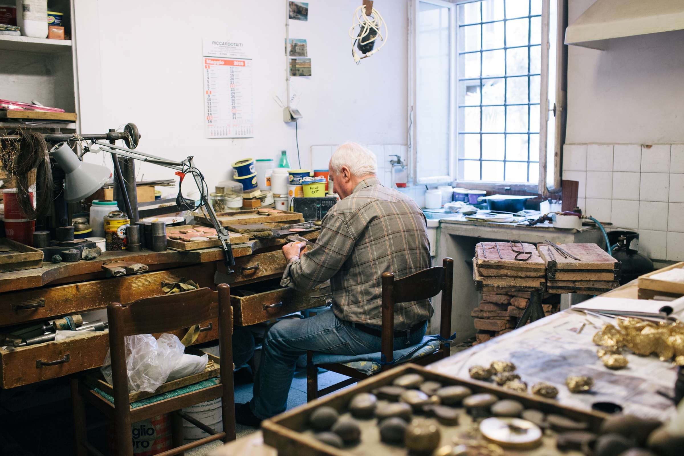 Artisan workshop on a quiet street in Florence's Oltrarno