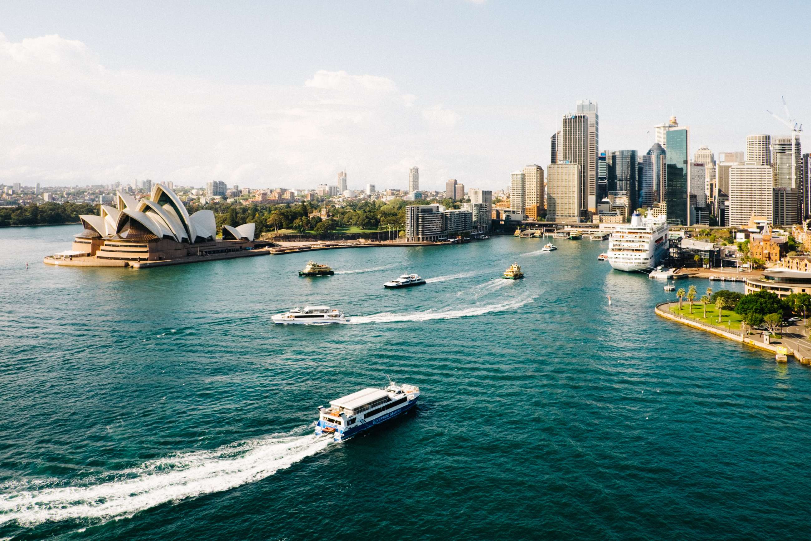 Sydney Private Tours and Sydney Small Group Tours 