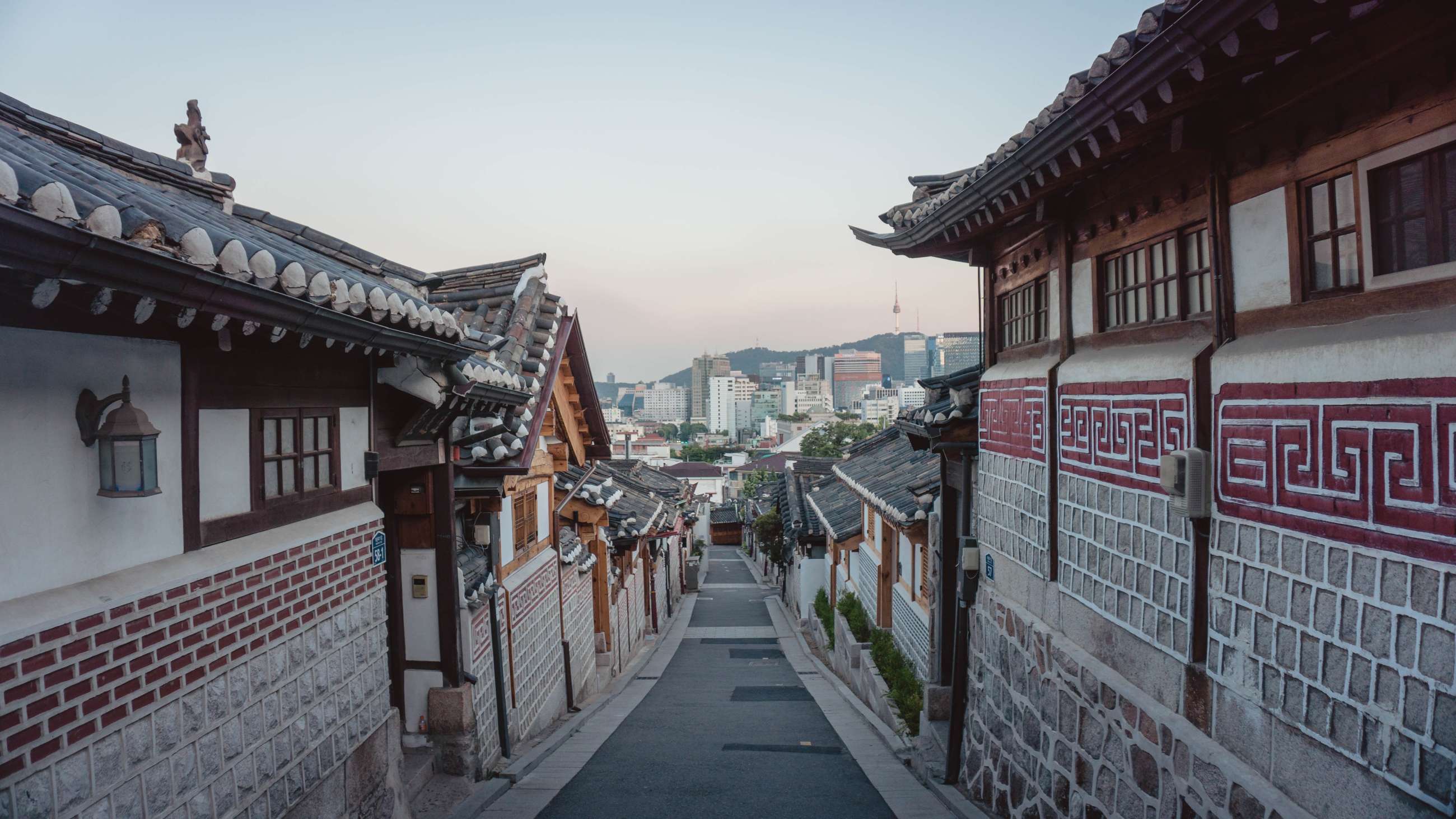 Seoul Private Tours and Seoul Small Group Tours