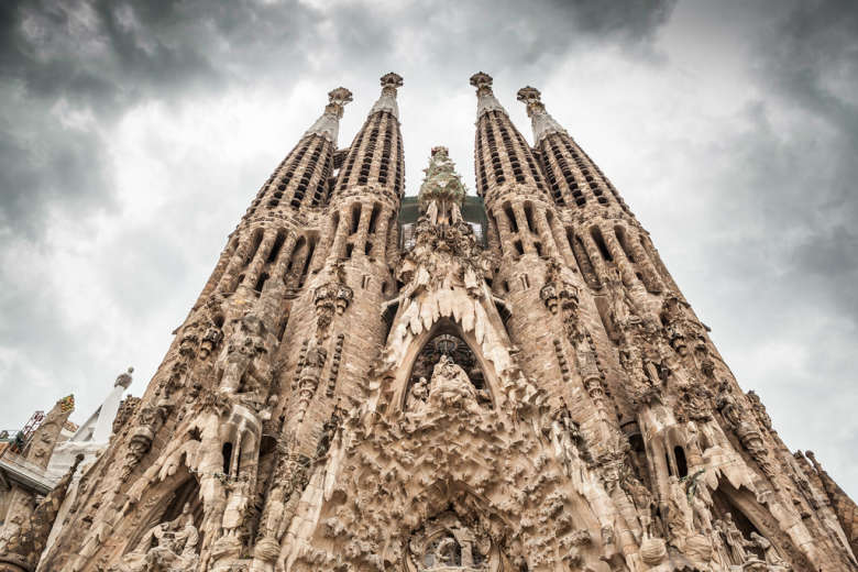 Sagrada Familia and Hospital de Sant Pau Tour with Skip-the-Line Tickets