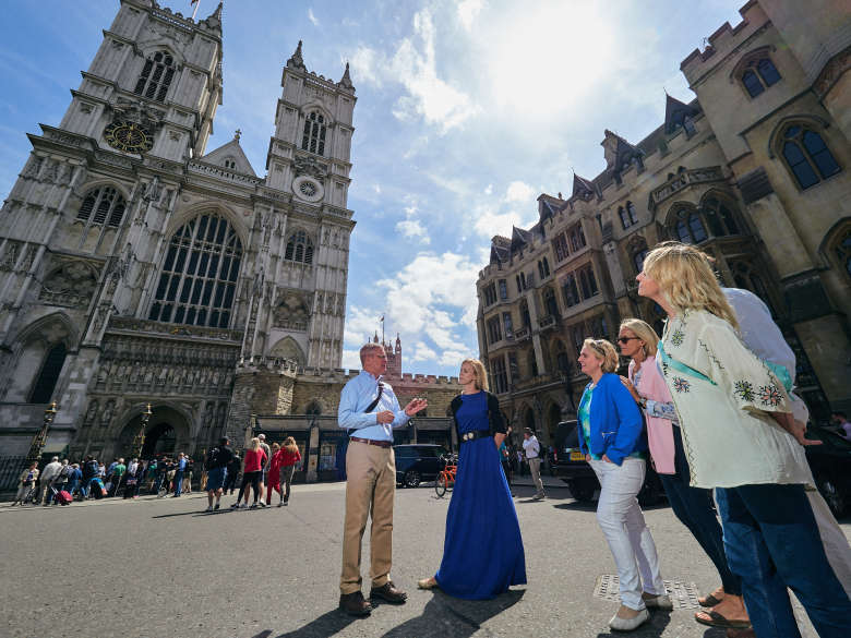 London in a Day Tour with Westminster Abbey Skip-the-Line Tickets