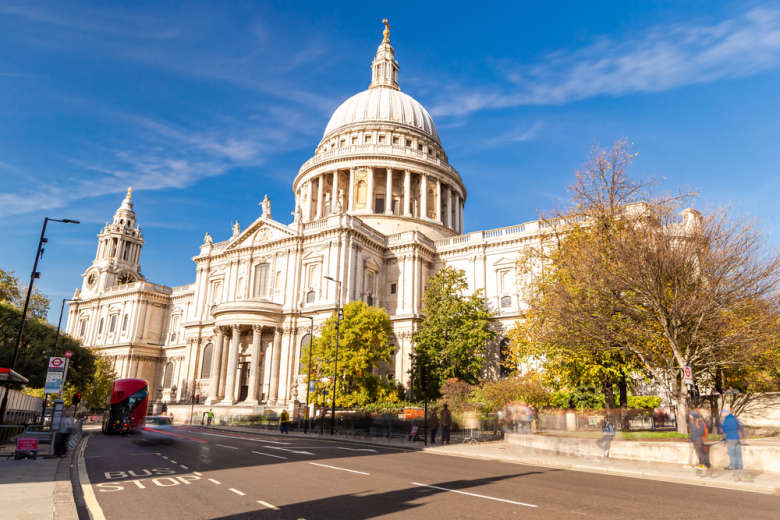 Full-Day London History Tour: WWII and Churchill War Rooms with Skip-the-Line Tickets