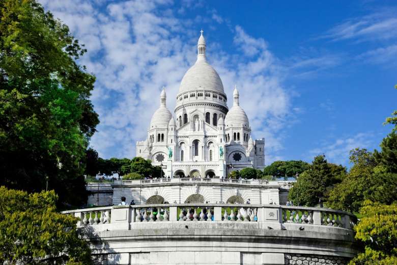 Montmartre Tour with Sacré-Coeur