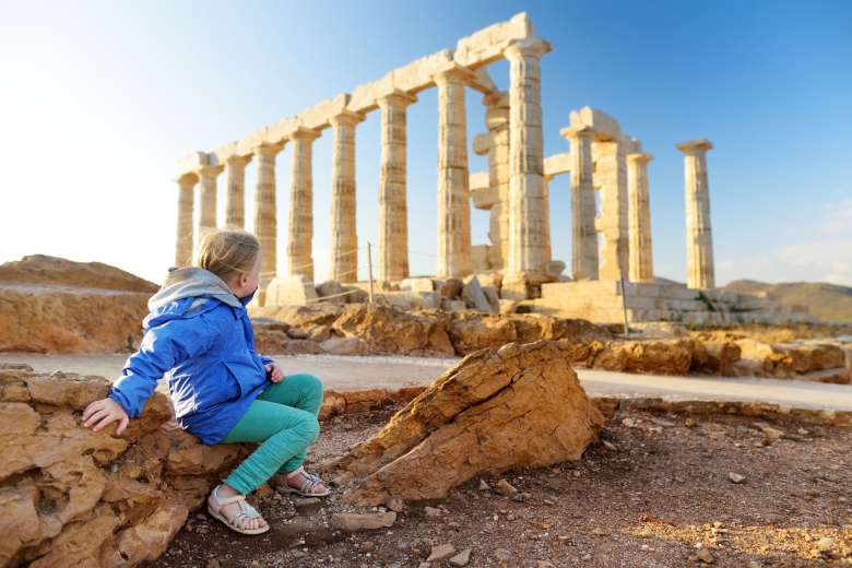 А PRIVATE TOURS  Feel the life in Athens