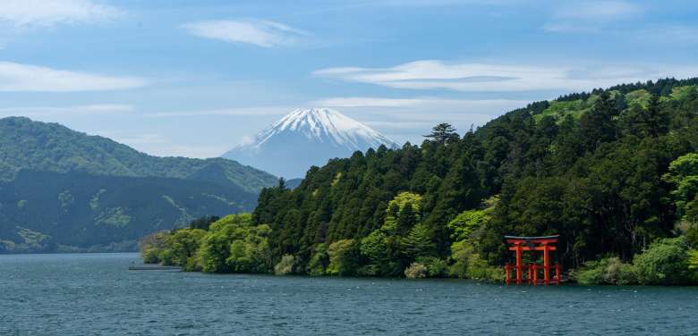 Full-Day Hakone Day Trip from Tokyo with Lake Ashi Cruise and Mount Fuji Views