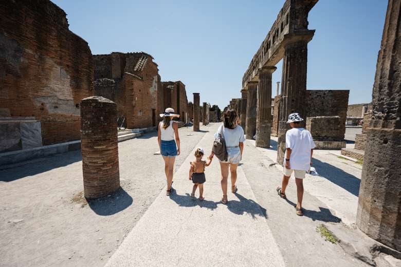 Full-Day Pompeii Day Trip for Kids from Naples with Skip-the-Line Tickets