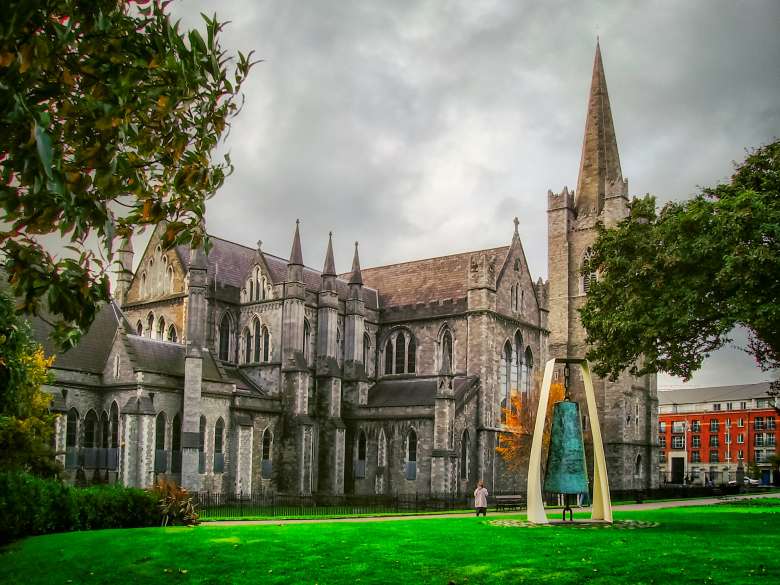 Dublin in a Day Tour with St Patrick's Cathedral and the Book of Kells