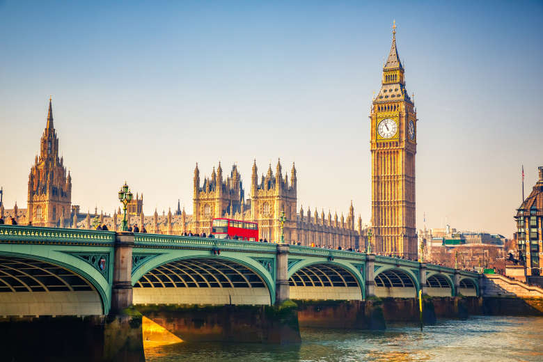 Sites and Insights: An Expert-Led London Welcome Tour