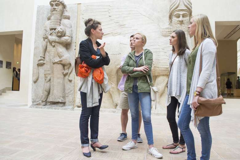 Secrets of the Louvre Tour: Alternative Masterpieces with an Art Historian