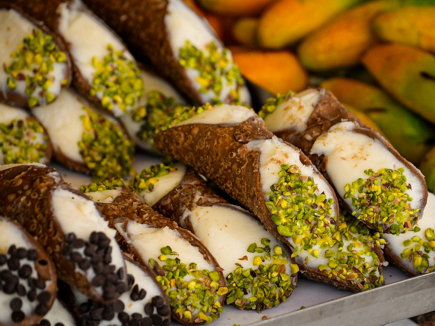 Cannoli with pistachios