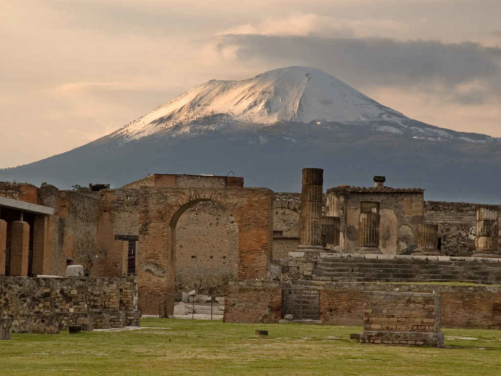 facts about pompeii for homework