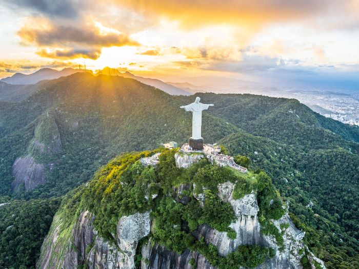 One of the 7 Wonders of the Modern World: Christ the Redeemer in Rio de Janeiro, Brazil