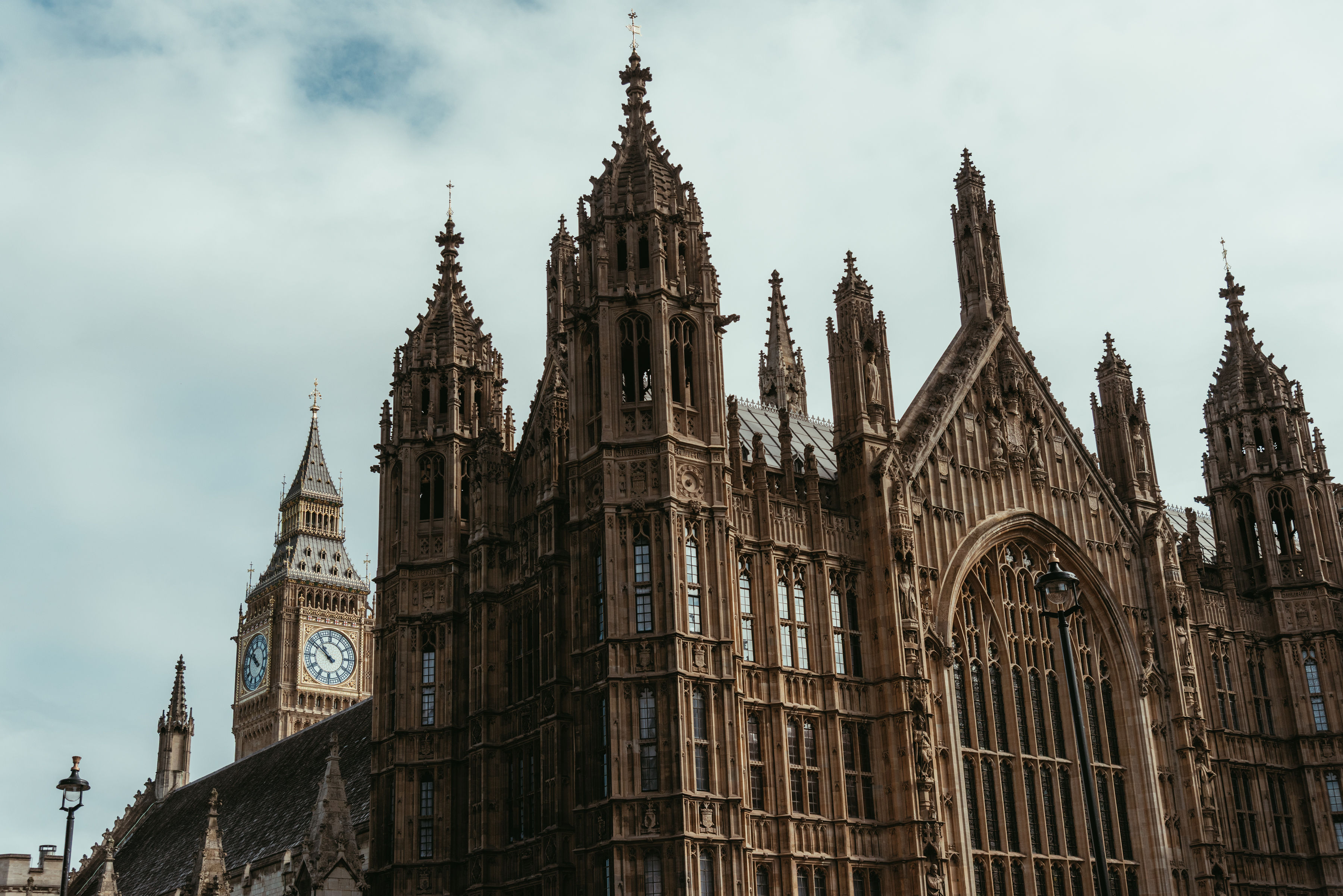 best walking tours in london